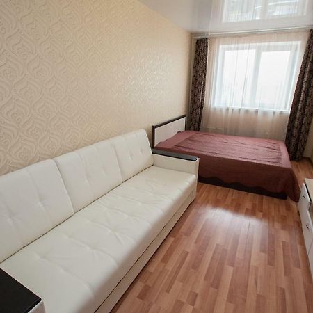 Apartament on Chetaeva Appartement Kazan Buitenkant foto
